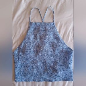 Cropped, open back, crossed strapped top